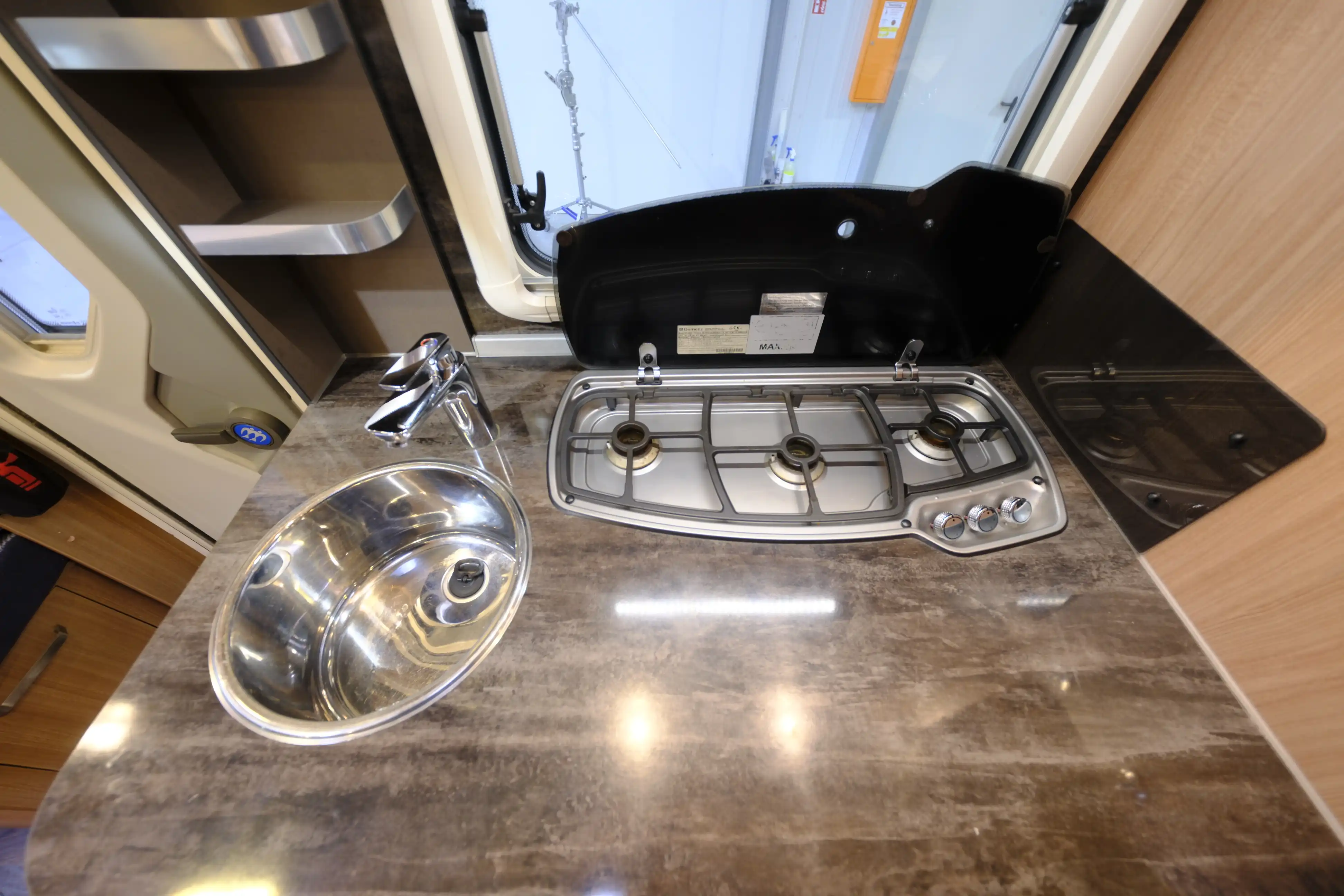 KNAUS SKY TI 650 MEG Silver Selection - Ansicht 11